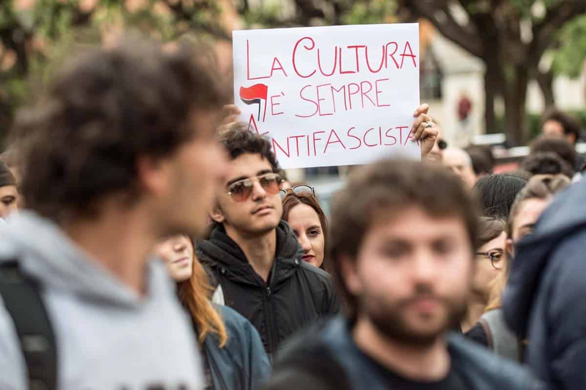 Roma, presidio antifascista degli studenti dell'Universita La Sapienza