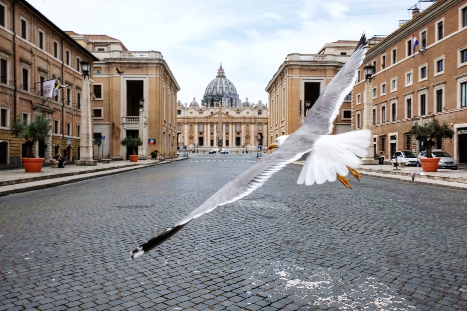 Lockdown Capitale Via della Conciliazione e vista di della basilica di San Pietro. © Renato Ferrantini
