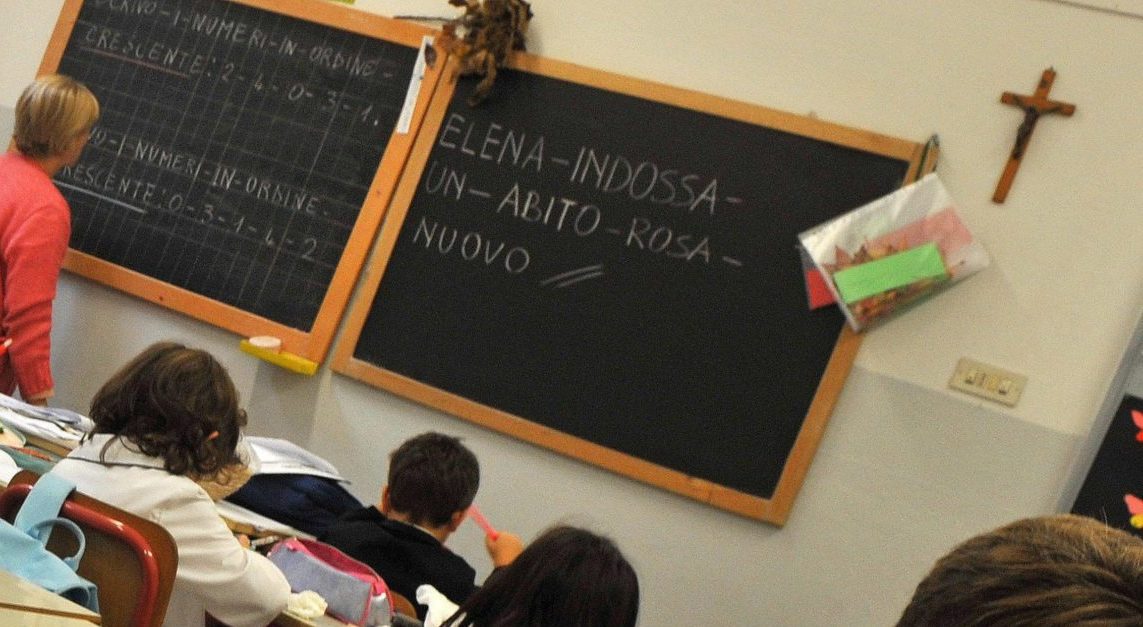 Scuola crocifisso