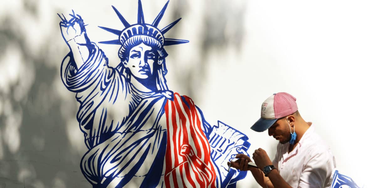 US re-imposes sanctions on Iran