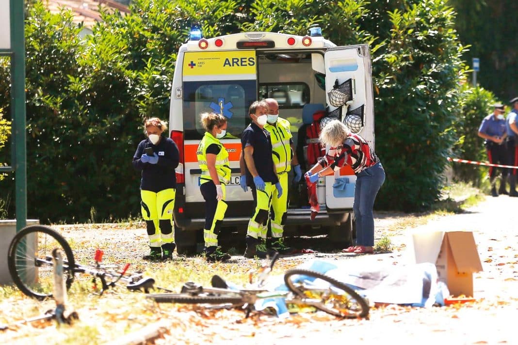 Sparatoria in strada ad Ardea, uccisi un anziano e due fratellini