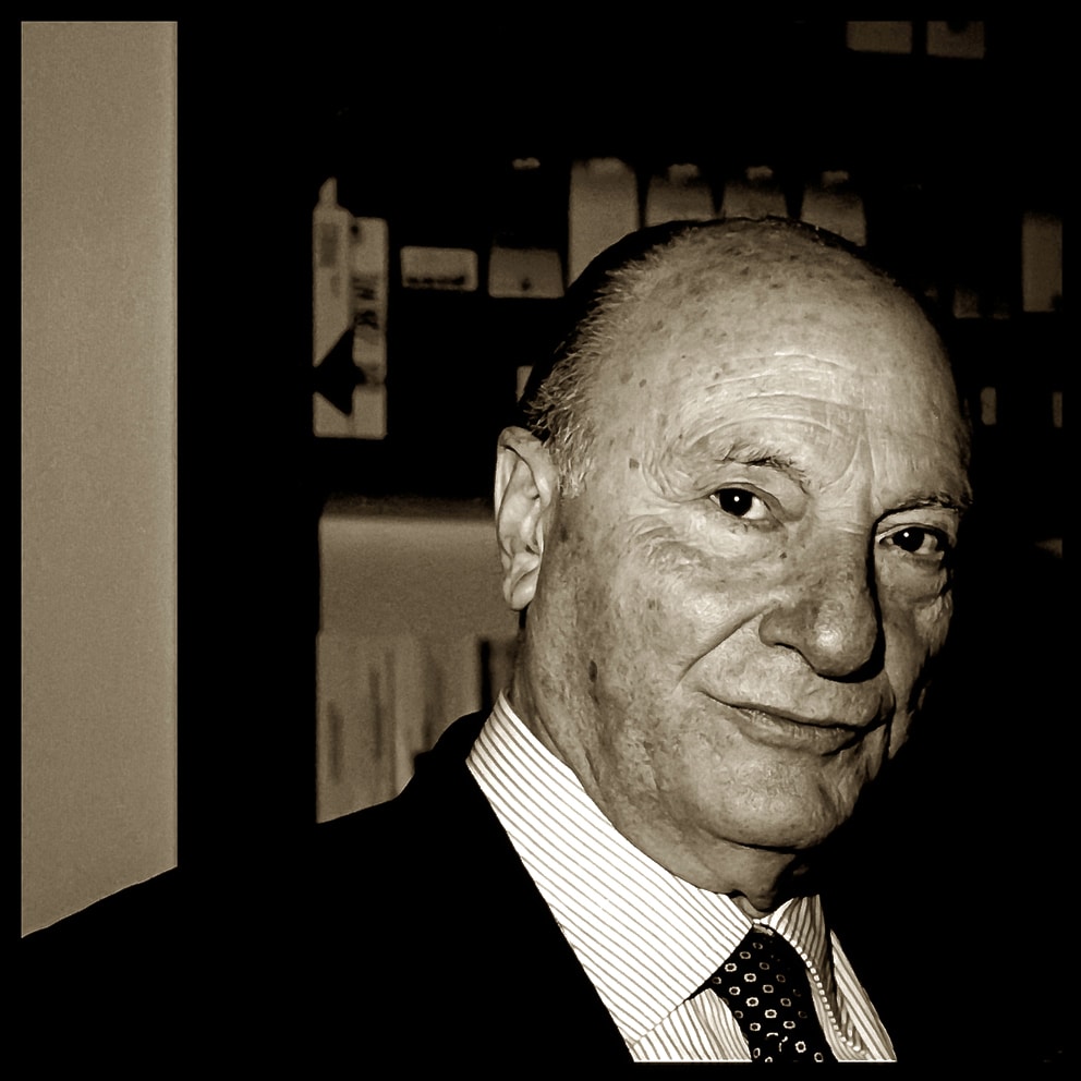 Raffaele_La_Capria_-_foto_di_Augusto_De_Luca (1)