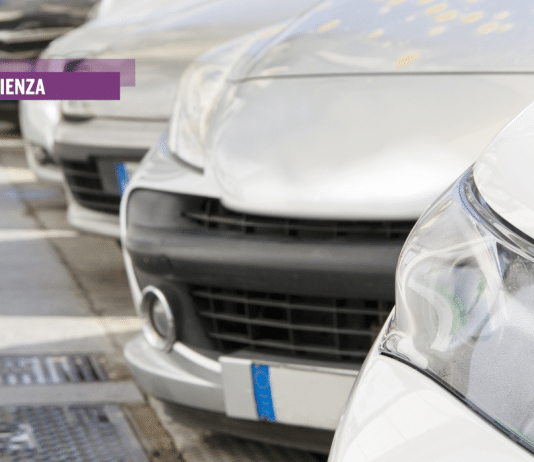 Bambina lasciata in auto: non chiamatela dimenticanza