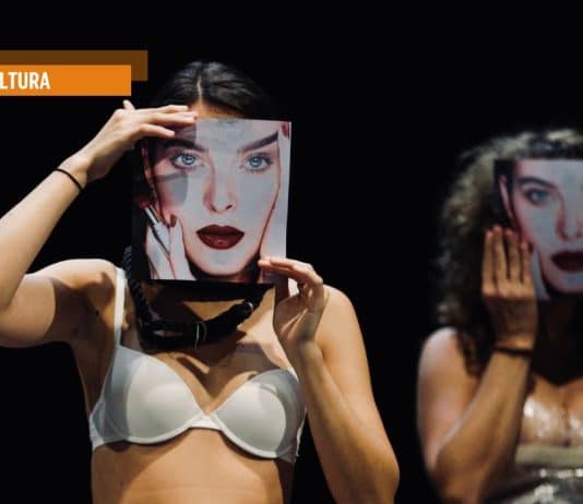 “Svelarsi”: la forza nuda delle donne spazza via gli stereotipi