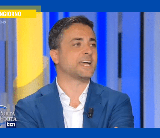 Giornalismo che si oppone all’opposizione