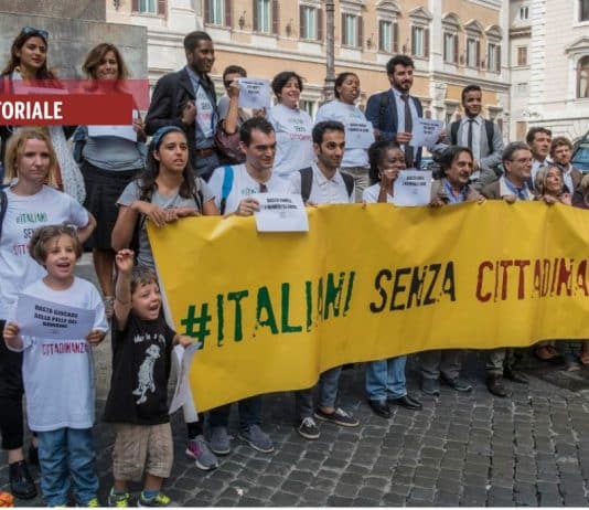 Lo ius scholae è solo l’inizio, aboliamo la Bossi Fini