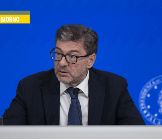 Intanto l’Italia cola a picco