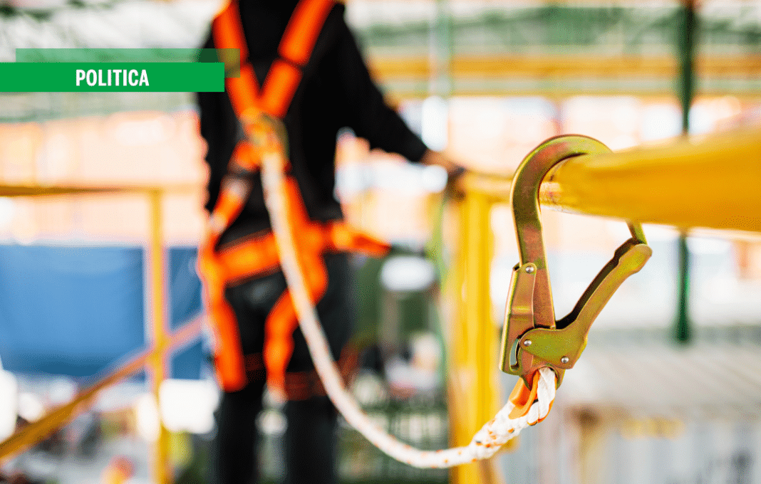 Left 2025_476